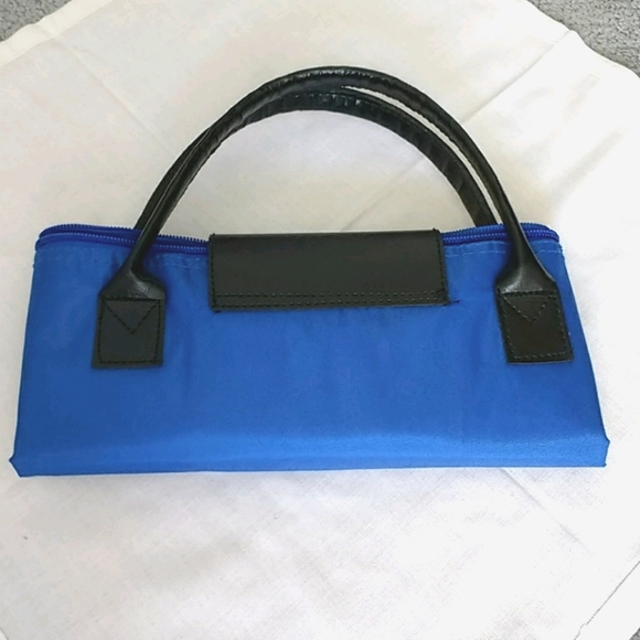 4/$15.00 Foldable shopping bag 🛍️ - Picture 2 of 6